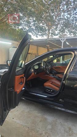 بی ئێم دەبڵیو سیریەس 5